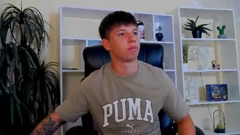 thomas_edisonn online show from June 30, 2026, 7:20 am