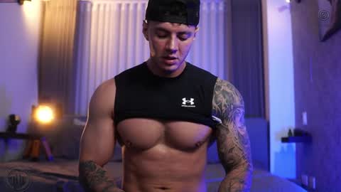 Thomas Falcon online show from October 8, 2025, 10:51 pm