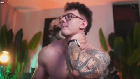 Thomas Falcon online show from November 27, 2025, 11:29 pm