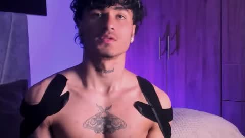 Snapshot of thomas_fit1 chatting on September 11, 2025, 4:12 am Thomas 3  JUST STAY AND BE MY LAST LOVE online show from September 11, 2025, 4:12 am