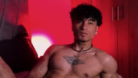 Snapshot of thomas_fit1 chatting on October 2, 2025, 4:30 am Thomas 3  JUST STAY AND BE MY LAST LOVE online show from October 2, 2025, 4:30 am