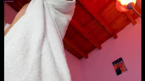 Snapshot of thomas_k7 chatting on September 19, 2025, 2:46 am Thomas online show from September 19, 2025, 2:46 am