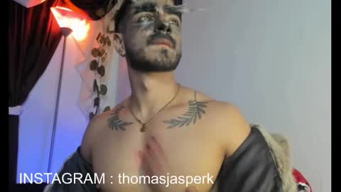 Snapshot of thomas_k7 chatting on November 1, 2025, 7:10 am Thomas online show from November 1, 2025, 7:10 am