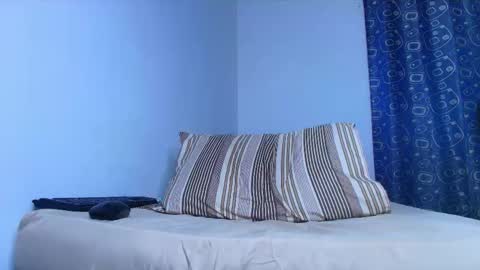 thomas_ks11 online show from March 28, 2026, 2:44 am