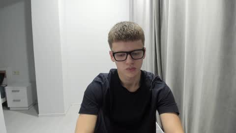 Tomas online show from December 20, 2024, 3:21 pm