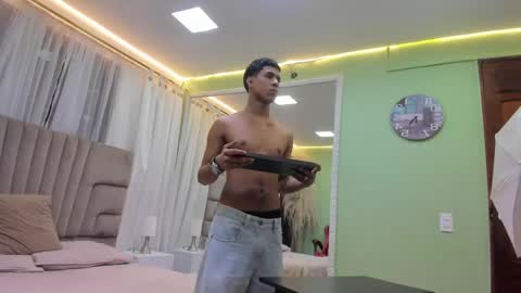 Snapshot of thomas_valkov chatting on May 22, 2026, 11:27 am Thomas Valkov online show from May 22, 2026, 11:27 am