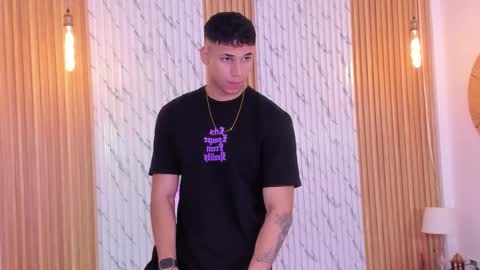 Thomas online show from October 21, 2025, 12:28 pm