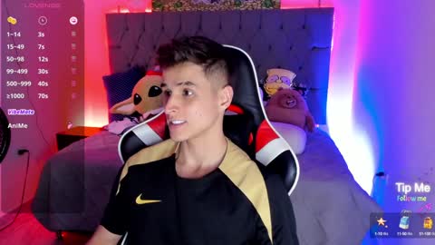 Thom Klein online show from December 12, 2024, 7:59 pm