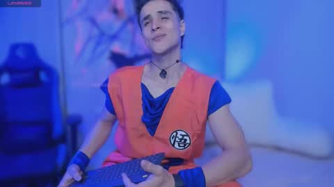 Thom Klein online show from October 28, 2025, 7:49 pm