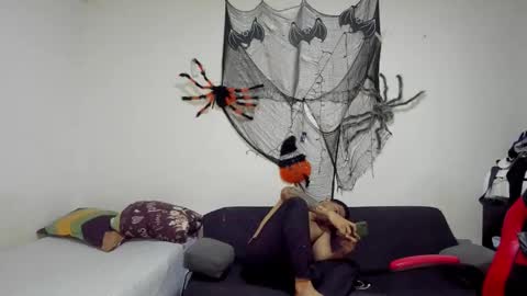 Snapshot of thomson_hot01 chatting on October 28, 2025, 5:22 am thomson_hot01 online show from October 28, 2025, 5:22 am