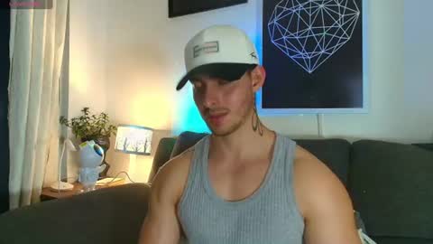 thomylov online show from June 11, 2026, 2:44 am
