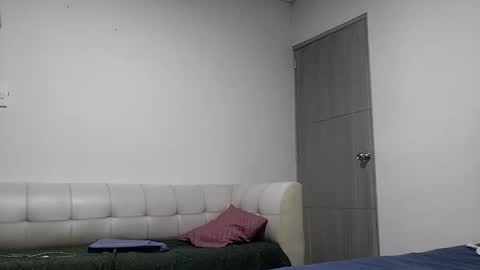 thonyy online show from October 3, 2025, 12:24 pm