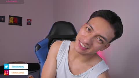 Snapshot of thonymontero chatting on December 1, 2024, 11:04 pm Thon - Independent online show from December 1, 2024, 11:04 pm