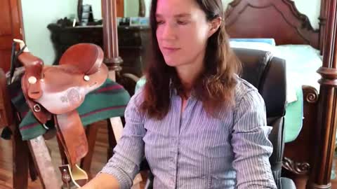 ThornburyRose online show from December 1, 2025, 7:30 pm