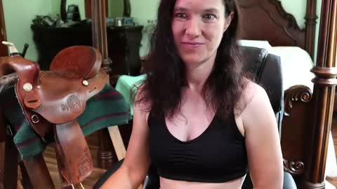 ThornburyRose online show from June 5, 2026, 4:13 pm
