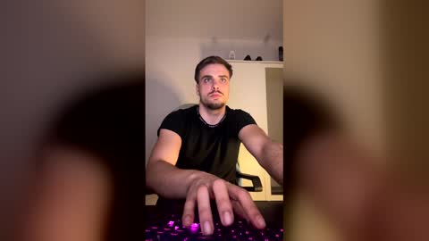 thorodinson03 online show from March 18, 2026, 12:25 am