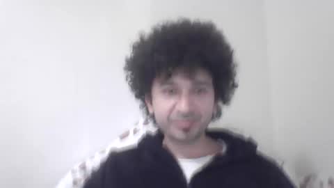 three legs24cm online show from February 8, 2026, 12:14 am