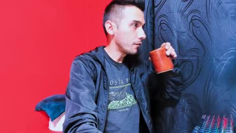 Snapshot of threesome_sexy chatting on February 13, 2025, 10:02 am BRITHANY BRYAN ALEX online show from February 13, 2025, 10:02 am