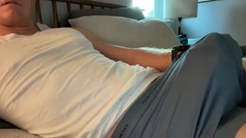 Throbbinhood online show from October 25, 2025, 3:18 pm