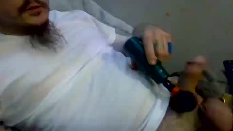 Snapshot of thunder8u42 chatting on October 16, 2025, 9:32 am thunder8u42 online show from October 16, 2025, 9:32 am