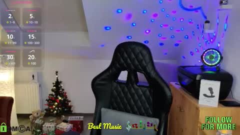 Snapshot of thunderbird02 chatting on December 15, 2024, 6:37 pm        Follow me Sgame por favor  online show from December 15, 2024, 6:37 pm