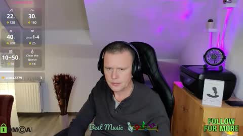 Snapshot of thunderbird02 chatting on February 7, 2025, 10:09 pm        Follow me Sgame por favor  online show from February 7, 2025, 10:09 pm