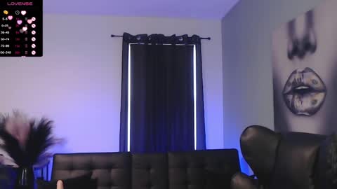 Tia Bella online show from January 25, 2025, 8:53 pm