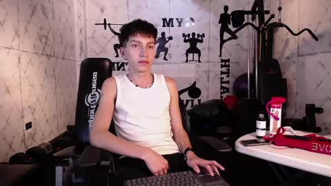 Tiam Muller online show from December 23, 2025, 3:48 am