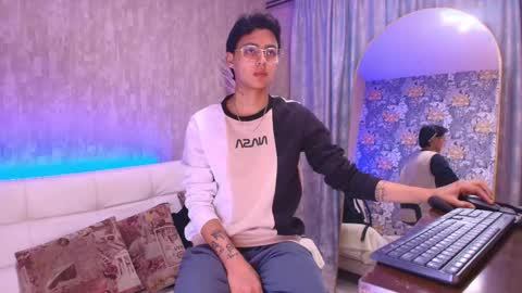   online show from May 11, 2026, 3:23 am