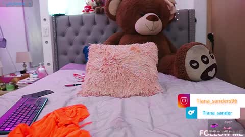 Snapshot of tiana_sanders chatting on February 19, 2025, 4:23 am TATIANA online show from February 19, 2025, 4:23 am