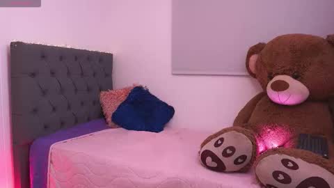 Snapshot of tiana_sanders chatting on February 14, 2026, 1:46 am TATIANA online show from February 14, 2026, 1:46 am