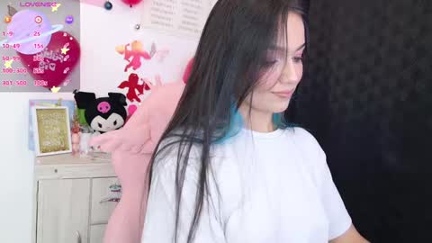 Tiana Le online show from February 21, 2025, 1:00 am