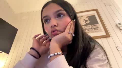 Snapshot of tianale chatting on February 14, 2026, 12:18 am Tiana Le online show from February 14, 2026, 12:18 am