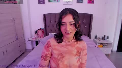 Tiana online show from December 10, 2024, 4:38 pm