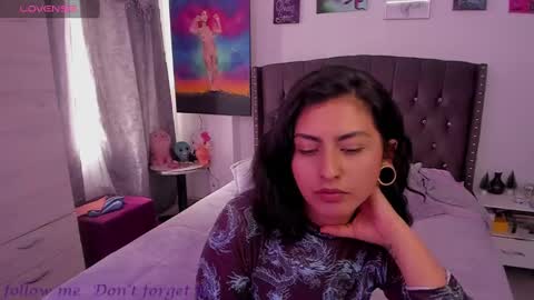 Tiana online show from December 16, 2024, 6:27 pm
