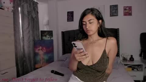 Tiana online show from February 5, 2025, 8:46 pm