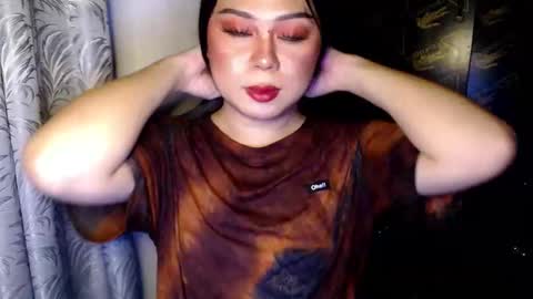 arianna tiara online show from November 15, 2025, 12:34 pm