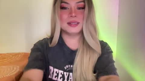 arianna tiara online show from January 6, 2026, 6:06 am