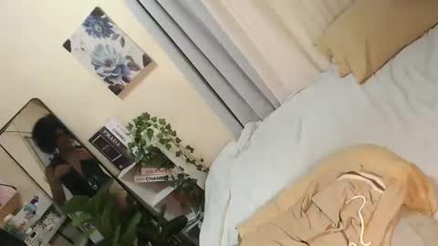 Snapshot of tiara_perezx chatting on December 16, 2024, 4:45 am Sam online show from December 16, 2024, 4:45 am