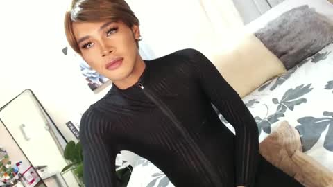 Snapshot of tiara_perezx chatting on February 10, 2025, 5:25 am Sam online show from February 10, 2025, 5:25 am