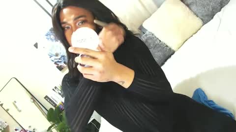 Snapshot of tiara_perezx chatting on March 3, 2025, 6:04 am Sam online show from March 3, 2025, 6:04 am