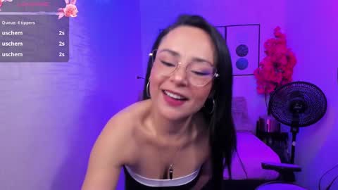 Tiara  online show from December 3, 2024, 7:44 pm