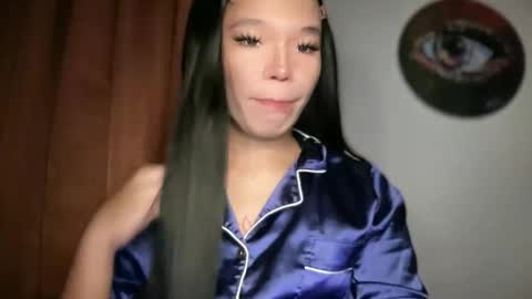 Ms. Tiara online show from May 3, 2026, 12:49 am