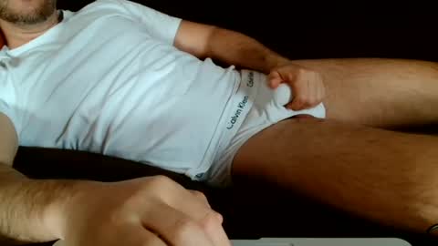 Tiburonbeach online show from December 3, 2024, 12:27 pm