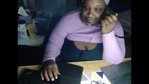 Tierra Henri online show from October 20, 2025, 1:11 pm