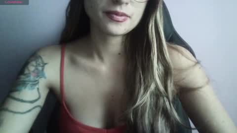 Snapshot of tifanny_a chatting on April 27, 2026, 9:57 pm Tifanny online show from April 27, 2026, 9:57 pm