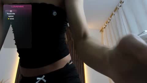 tifanny_doll01 online show from March 13, 2026, 2:12 pm