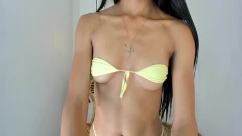 Dani  online show from February 1, 2026, 12:26 pm