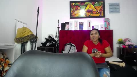 Tifanny Nails  online show from September 16, 2025, 12:17 pm