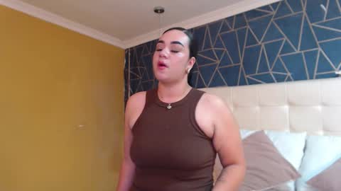 Snapshot of tifannydunss chatting on October 20, 2025, 2:34 am TifannyDunss online show from October 20, 2025, 2:34 am